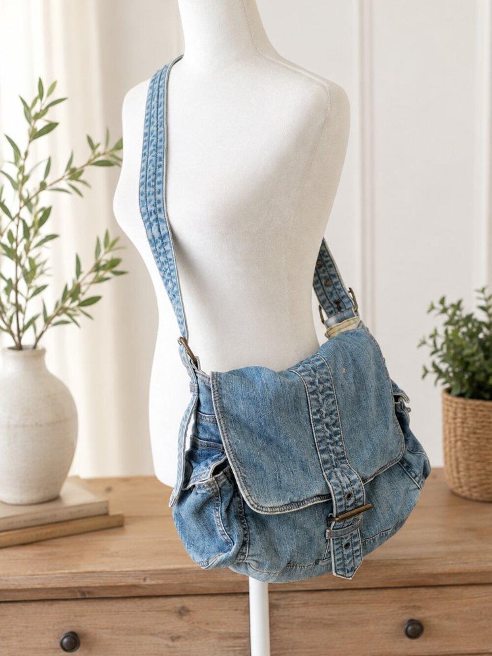 GAP Jeans Denim Crossbody Bag Y2K Vintage Jean Purse Adjustable Strap